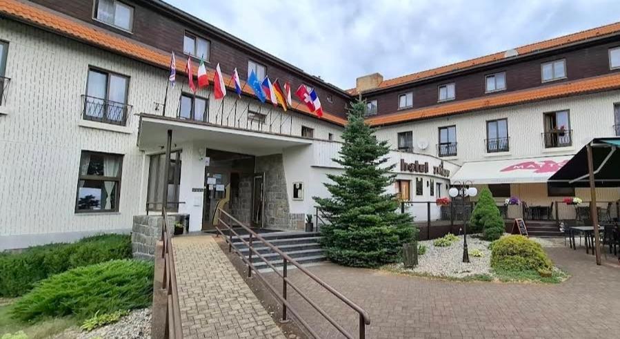 Resort Hotel Zvikov Zvíkovské Podhradí Εξωτερικό φωτογραφία