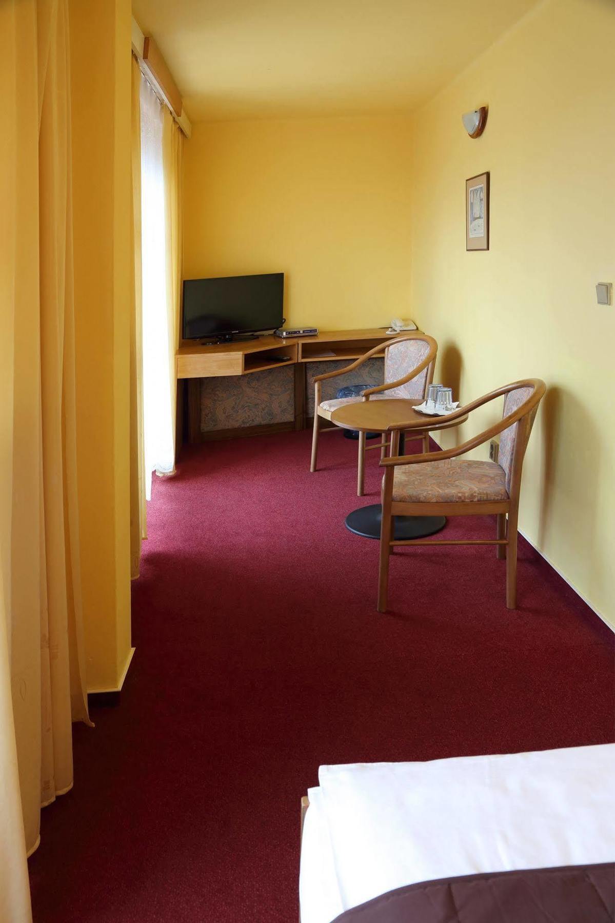 Resort Hotel Zvikov Zvíkovské Podhradí Εξωτερικό φωτογραφία